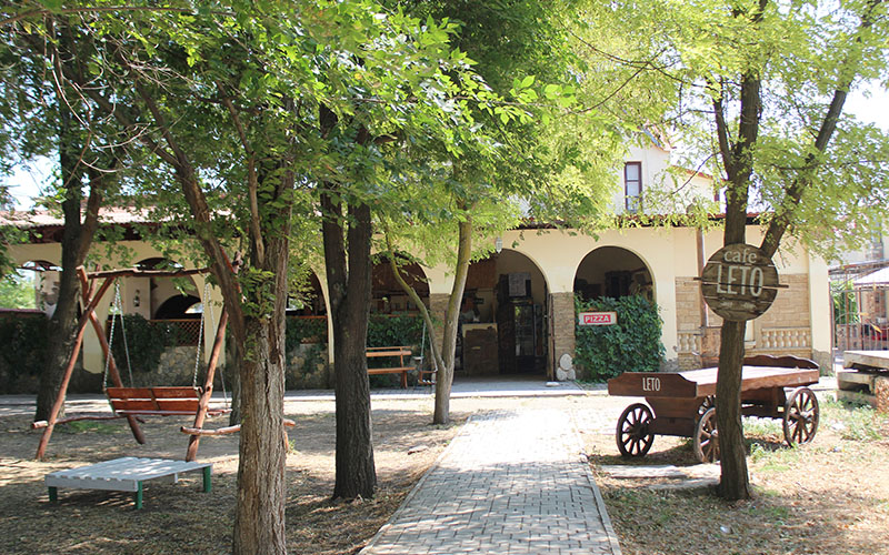 Отдых в Штормовом: кафе