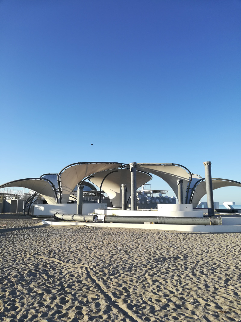 Отдых в Штормовом: пляж ZCity