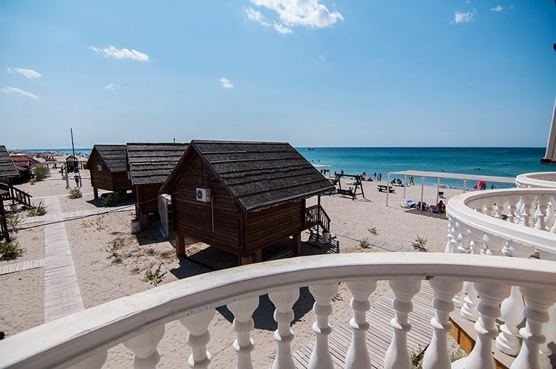 Отели Штормовое Крым